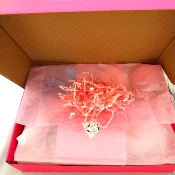 Manicure/Pedicure Bring the Spa Home!! Makes a Great GIFT!! - Picture 3 of 3